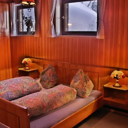 Wurzer Ferienhütte Chalet *